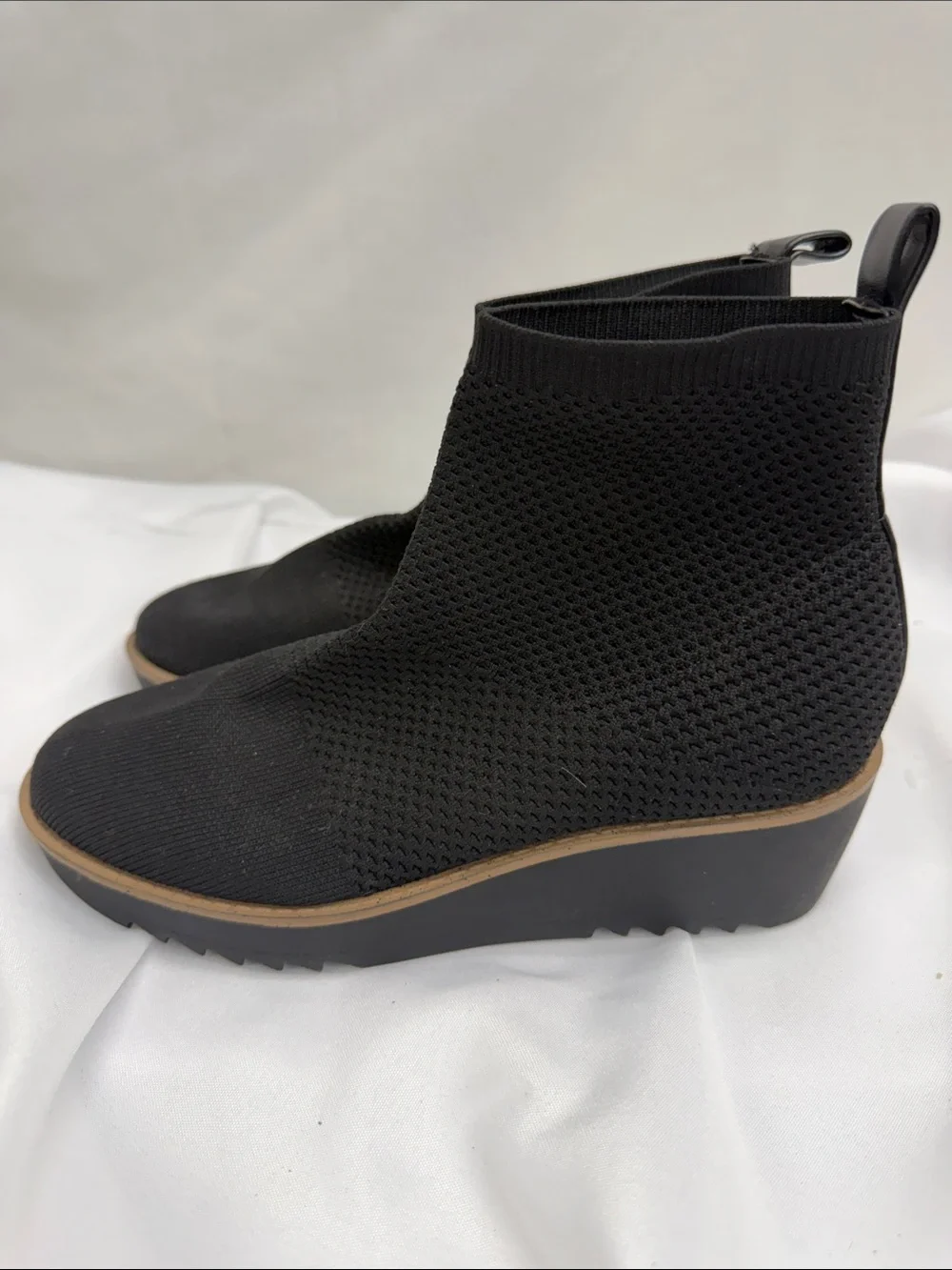 Bandolino Black Knit Wedge Chelsea Ankle Boots with Tan Trim